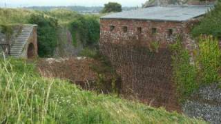 preview picture of video 'Disappearing History Bembridge Hill Fort'