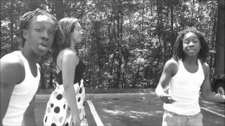 Double Trouble Twins - Shake Yo Dreads