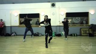 Ola Papiór - SHARAYA J - &#39;shut it down&#39; [studio 68 London]