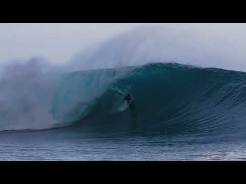 Clip of heavy wave at No Kandui