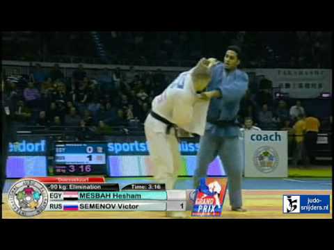 Judo 2010 Grand Prix Dusseldorf: Hesham Mesbah (EGY) - Victor Semenov {-90kg]