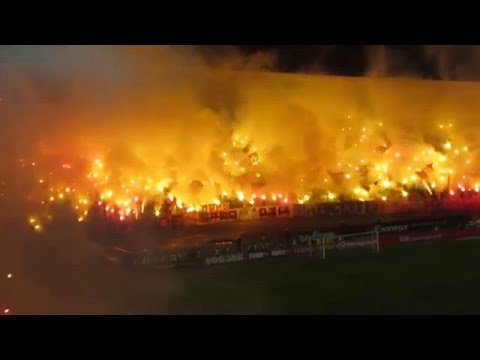 Neverovatna bakljada Delija za 71. rodjendan kluba (Crvena zvezda - Jagodina 3:1)