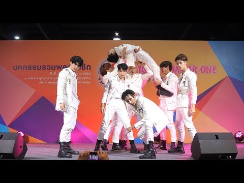 190713 DP Kids cover Stray Kids - Hellevator + District 9 @ TO BE NUMBER ONE 2019