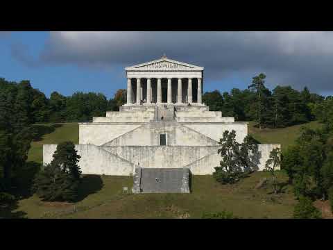 Vom Donau-Ufer zur Walhalla