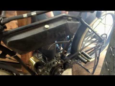 Thor Model M motorcycle. Type IV 1910 / 11 Aurora Automatic Machinery Company