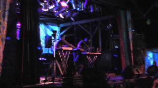 Metris Vs. Vik 44 - Saturday Night Set - Greenlove Festival - Harry Brown's Farm [2011/08/13]