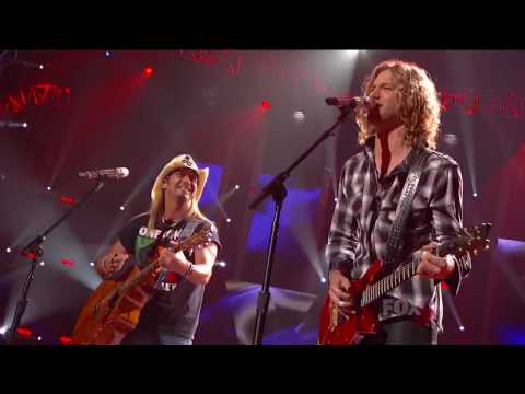 Casey James and Bret Michaels - Every Rose Has It's Thorn - American Idol Season 9 Finale