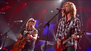 Casey James and Bret Michaels - Every Rose Has It's Thorn - American Idol Season 9 Finale