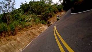 preview picture of video 'kawasaki VERSYS on the taiwan Mountain road'
