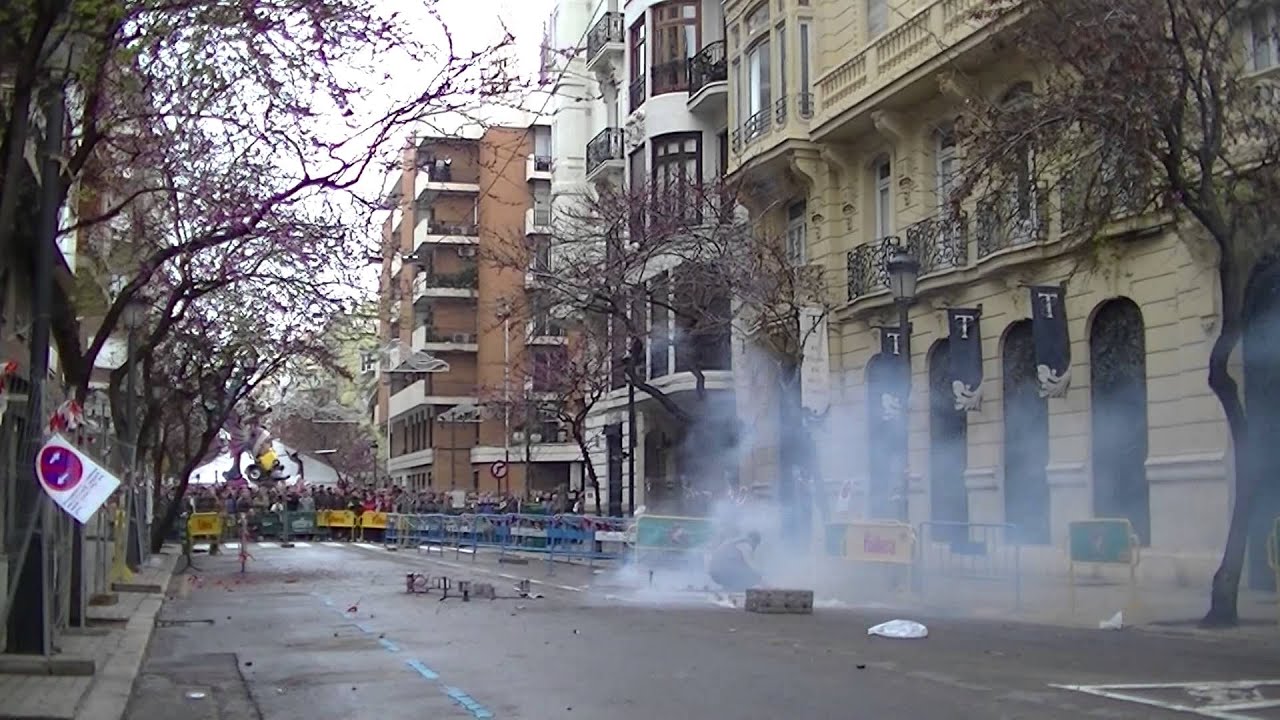 [HD] Minimascleta Vicente 18-3-2015 Isabel la Catolica - Fallas de Valencia