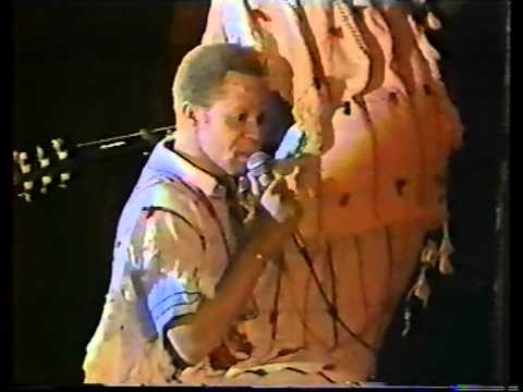 Salif Keita et les Ambassadeurs Internationaux - Mandjou (1984)