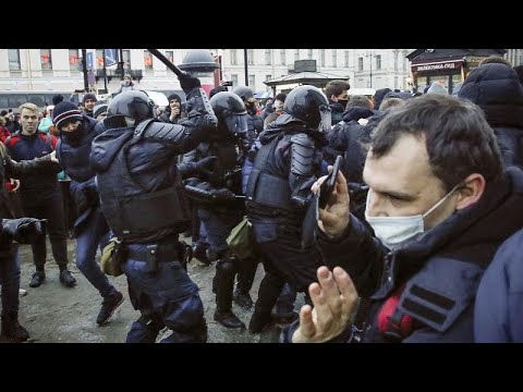 Russie : manifestations (et arrestations) massives en faveur de l'opposant Alexeï Navalny