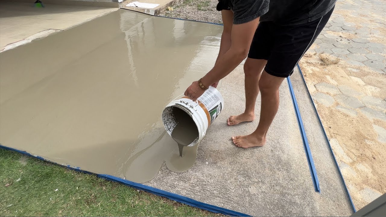 Piso líquido área externa com desnível - Dá certo?