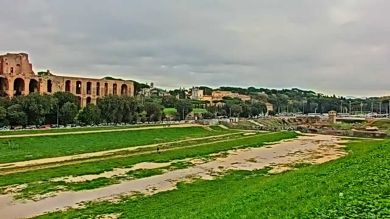 Live webcam view of Circo Máximo y Colina del Palatino