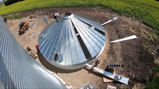 Timelapse of 25,000 bushel grain bin build and concrete pour