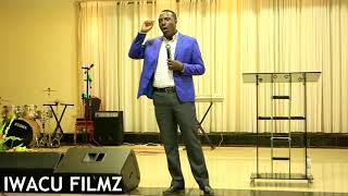 Pastor SUNZU // Imirimo y' IMANA  ntiyagaragariye gukiza Indwara-Foursquare Gosepel Church Kimironko