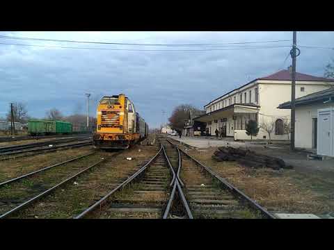 R5622 părăsind gara Dornești spre Suceava