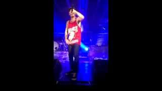 SALMO LIVE MAMAMIA 23/11/13 - UN DIO PERSONALE - DEATH USB