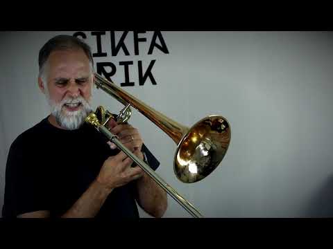 Ensemble Musikfabrik on: Mute Technique for Trombone