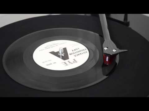 Jackie Trent - It's All In The Way You Look At Life - PYE - 1965