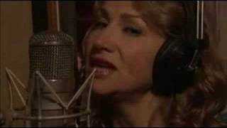 Joan Osborne discusses the new song/album Little Wild One