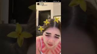 Download lagu Wanita kerokan dada full  mp3