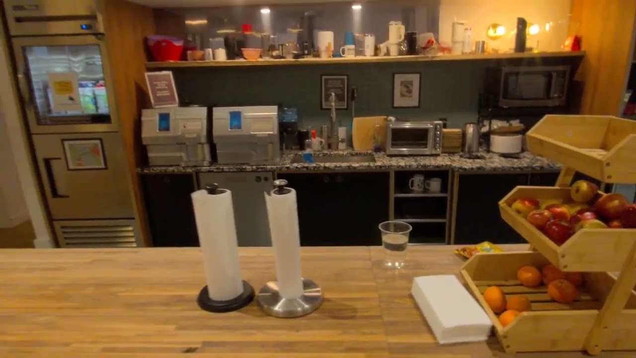 Galaxy XR: Video passthrough - YouTube