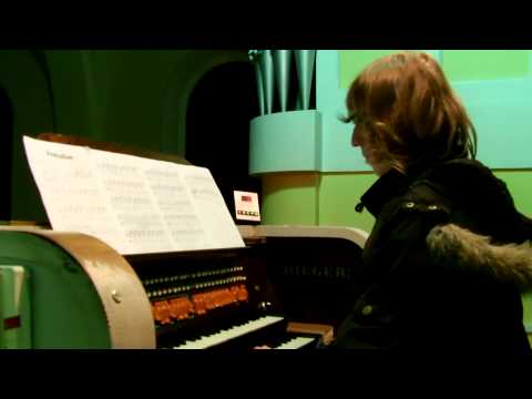 7a. Jan Neubauer- varhany (natočeno na kůru)