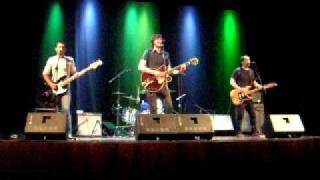 SHELTER - Welcome home Luc Robitaille (Mando DIao cover) 21-06-2009