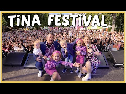 BiJNA TE LAAT VOOR ONS OPTREDEN OP HET TiNA FESTiVAL 🤪 | Bellinga Vlog #2588