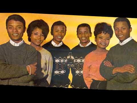 LES SURFS "AIME MOI COMME JE T'AIME"