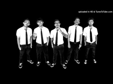 Snickers And The Chicken Fighters Band - Johnny's Escape