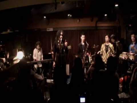 I Believe I Can Fly - Meredith Watson with The Houserockers of Yokohama