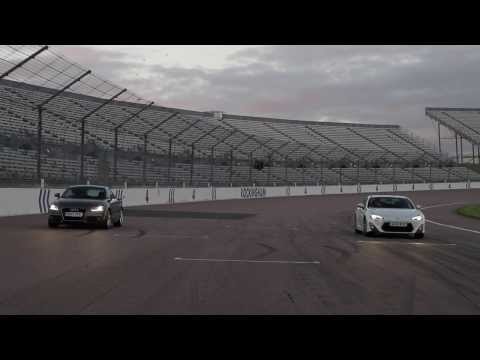 Drag Race: Audi TT 1.8 TFSI vs Toyota GT86