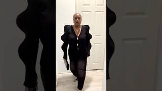 Effortless All-Black Outfit with Florian of London & Steve Madden Boots | OOTD Inspiration