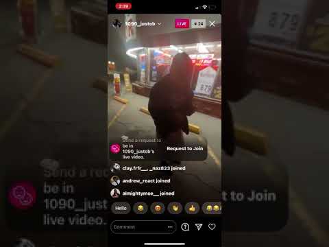 1090 justo b makes crackheads drop the choo on live 😂😂   CRACKHEADS DANCING