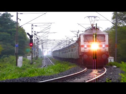 20 Railroad Videos in 10 Minutes  !! INDIAN RAILWAYS TRAINS !