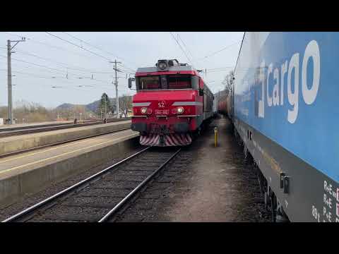 Spielfeld - Straß,  Sz 363 002 beim Verschub am 20.03.2022