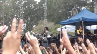 Michael Franti &amp; Spearhead ft. Cherine Anderson - Rude Boys Back In Town (Live @ PTTP 2009)