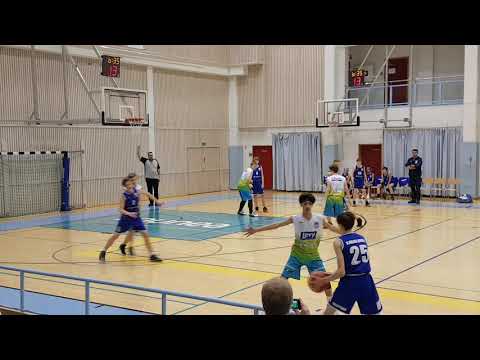 Feeniks Basket C-pojat vs.Rauma 1  div.2. erä.