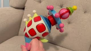 Killer Clowns from Otter Space Toy Gun (Toy Review)