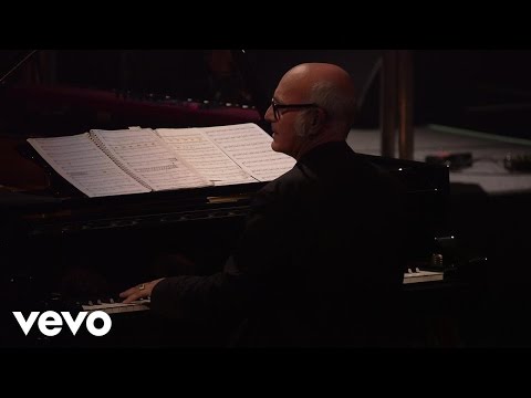 Ludovico Einaudi - Petricor (Live In London / 2016)