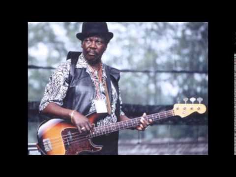 Willie Kent ~ ''A Man And The Blues''(Modern Electric Chicago Blues 1994)