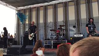 Everclear - A.M. Radio - w. Extended intro - Hermosa Beach Pier - 8-13-17