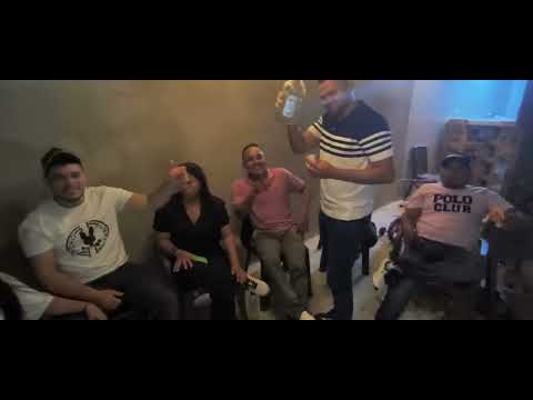 Cumpleaños de Lucy Margarita Ricardo Sandoval en Caimito Sucre. Reunida con amigos y familiares