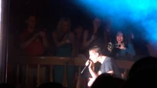 19. Girl Like That part 1 - Matchbox Twenty Cruise - Dynasty Lounge group B