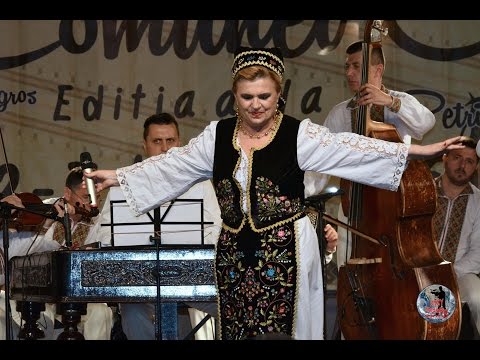 Nicoleta VOICA & LAUTARII de la Chisinau - Zilele Comunei GOGOSU 2016 (Ascultari,Brau,Hore &  Sarbe)