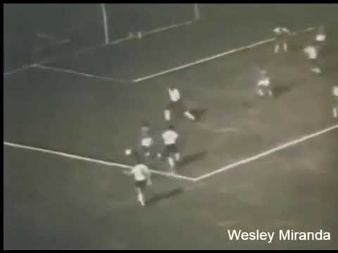 Pelé Edson (Santos) - 13/05/1967 - Corinthians 1x1 Santos - 1 gol