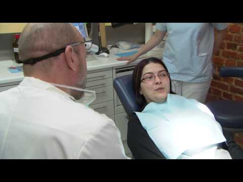 Knochenaufbau vor einem Zahnimplantat