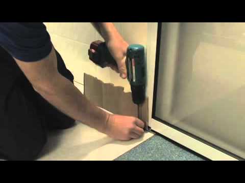 AKW - Shower screen (EN)